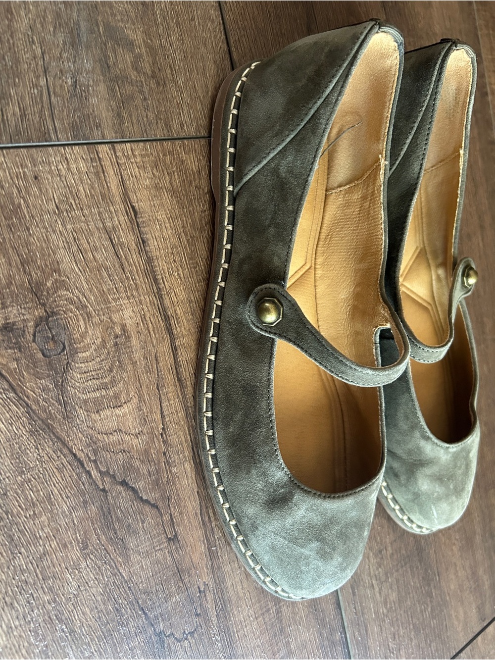Crown Vintage Olive Suede Mary Jane Flats - Boho Espadrille Style - 8.5 - Picture 3 of 5